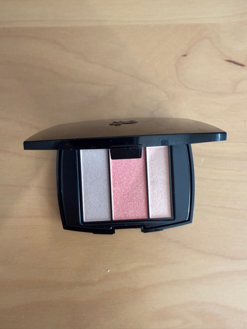 Dior Lip Glow, Lancome Contour Blush Highlighter and Estee Lauder Brush set - Picture 5 of 6